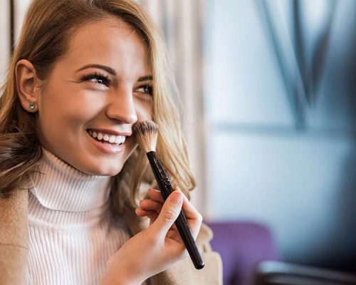 چگونه یک آرایش پاک کن مناسب انتخاب کنیم؟