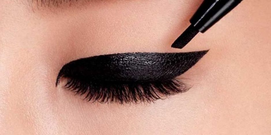 درمان افتادگی پلک با پلکسر